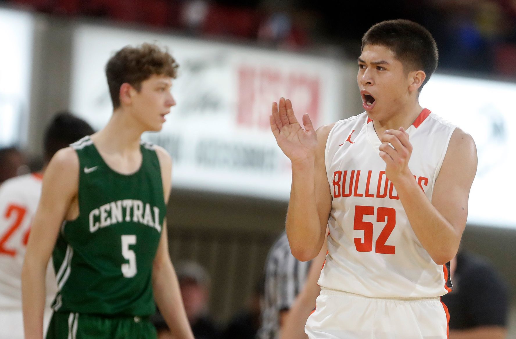 Hardin boys face Billings Central